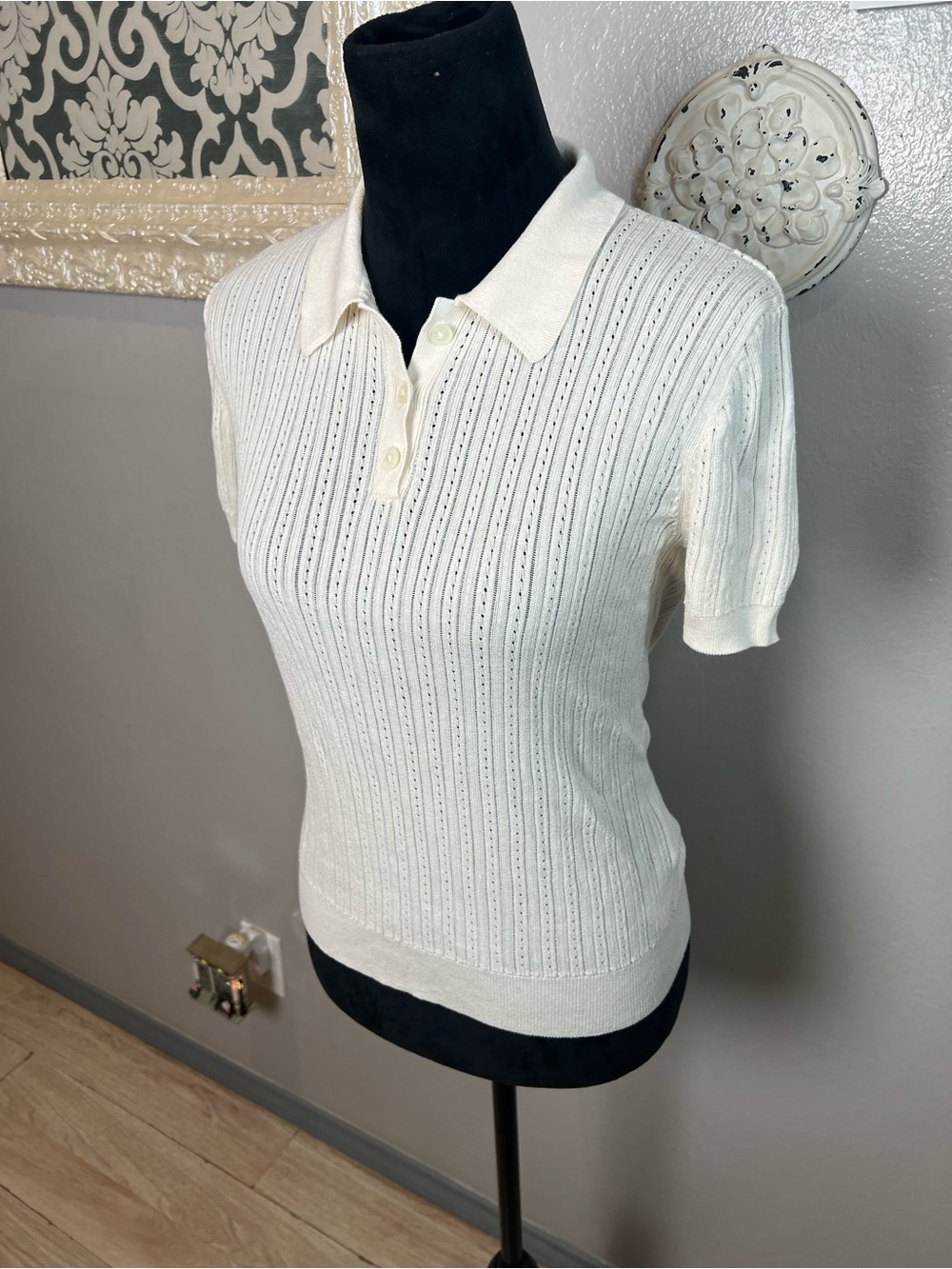Ralph Lauren Cream Short-Sleeve Knit Polo Top - Picture 6 of 16